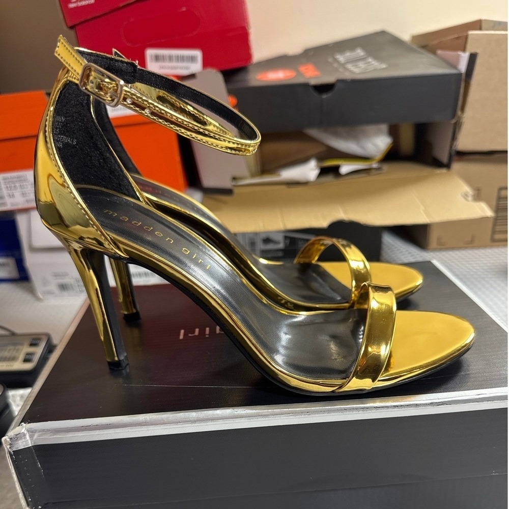 Madden Girl Sandals Womens 7.5 Baldwinn Gold Dress BALD01J1 NIB